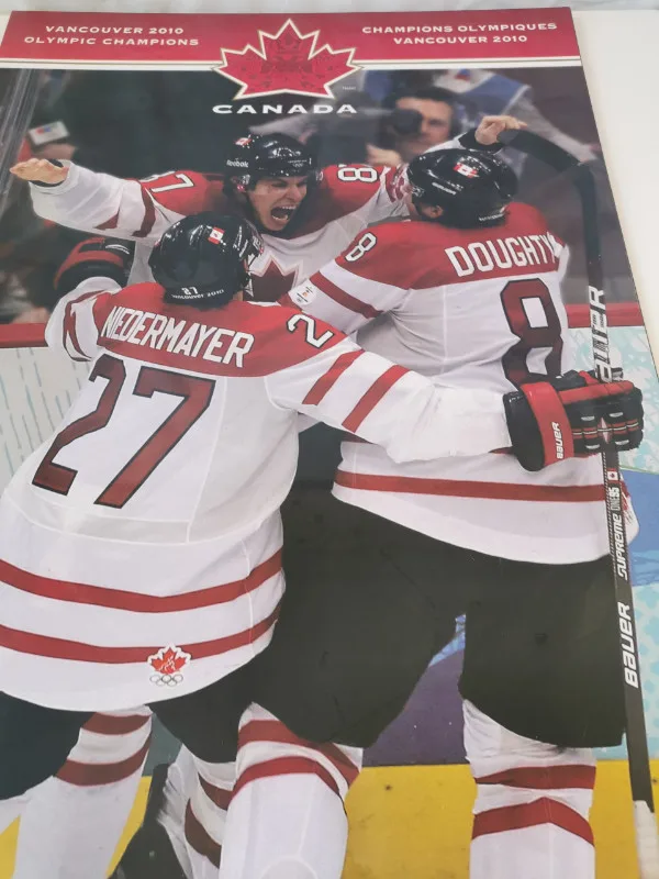 Golden Goal Team Canada 2010 Plaque Hardback .25 inch width. image indicator(4)