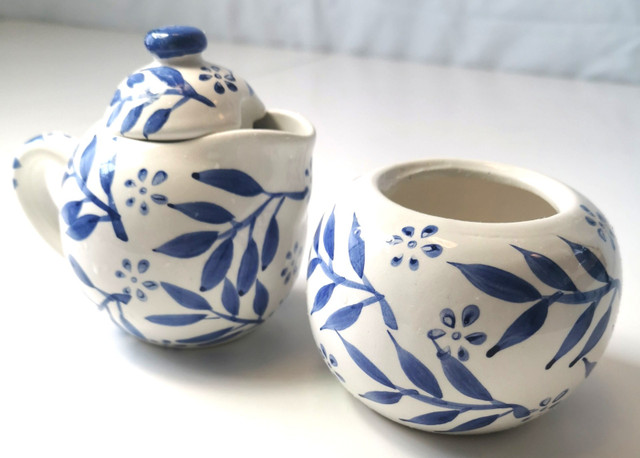 Creamer and Sugar Bowl Hand Painted Botanical Blue - photo 2