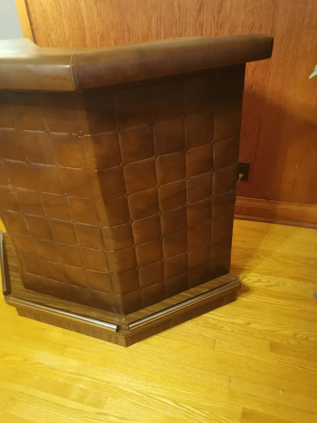 BAR 1960S PADDED FRONT PANELLING GRID SILVER FOOT RAIL GOOD COND image indicator(4)