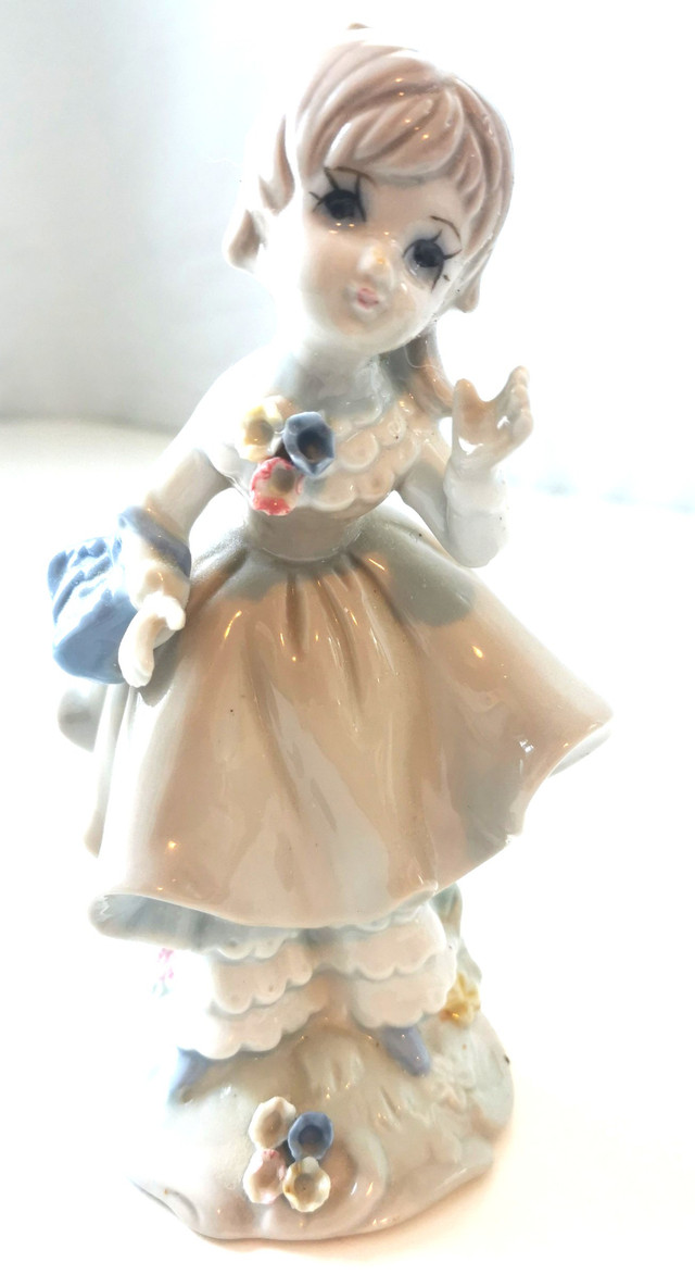 Girl in Dress Vintage Ponytail Porcelain Figurine Made In Taiwan