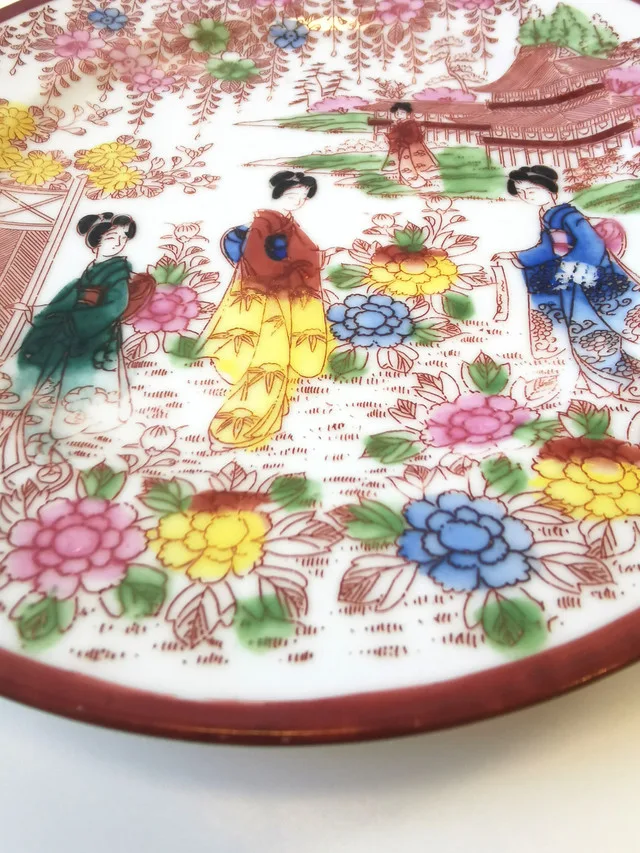 Geisha Cherry Blossom Asian Ceramic Plate Red Mark Vintage Japan image indicator(4)