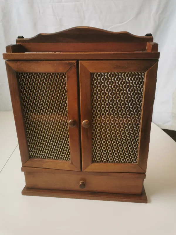 Jewelry / Curio Box Wood Vintage image indicator(5)