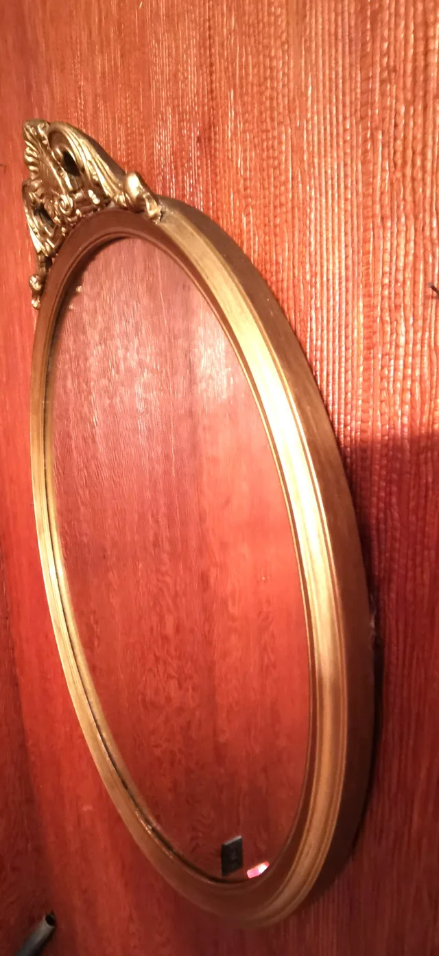 Vintage Italian Gilded Wood Oval Wall Mirror image indicator(2)