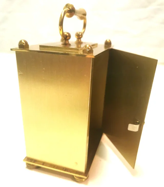 Equity Quartz, Brass Table Clock, Hong Kong image indicator(6)