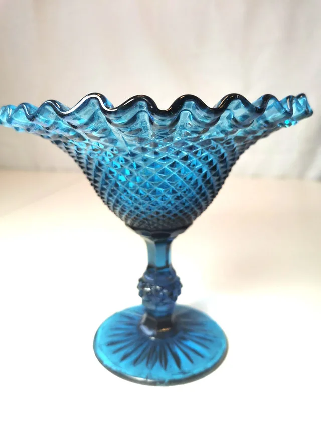 Candy Dish Pedestal Cool Blue Diamond IVIMA Point Glass Compote image indicator(5)