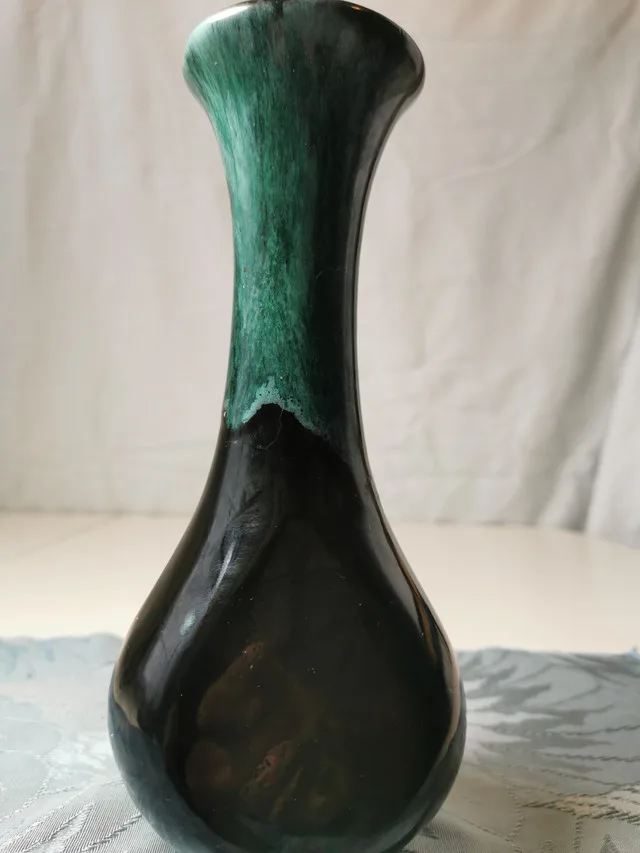 Vase Cool Green and Black 1970s Vintage Flat Face One Side H 8.7 image indicator(4)