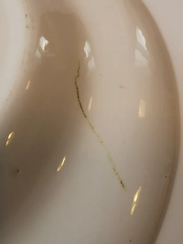 Pair of Vintage Plates with Wooden Holder image indicator(6)