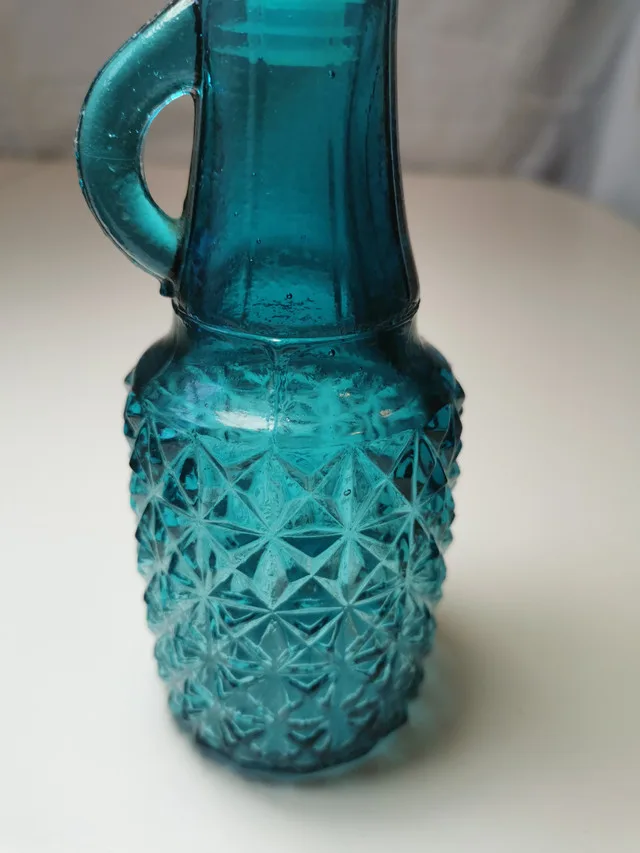 Blue Glass Cruet Vintage Diamond Pattern image indicator(5)