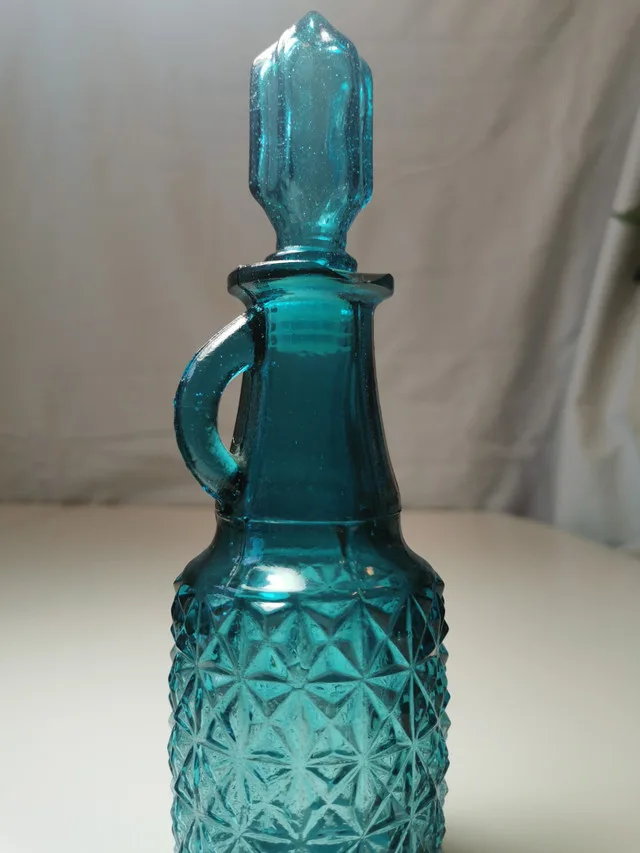 Blue Glass Cruet Vintage Diamond Pattern image indicator(7)