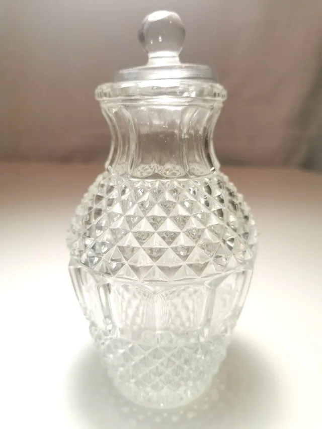 Display Piece Vintage 1980 Glass Pineapple Diamond Point Bulb image indicator(2)
