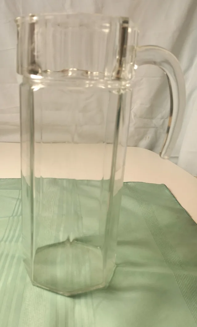 Clear Serving Pitcher Quality Vintage, Early 80s Octagon 1.5 lit image indicator(5)