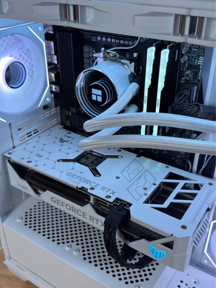 WHITE RTX 4070 Ti Super | Ryzen 7800x3D Gaming PC - photo 3