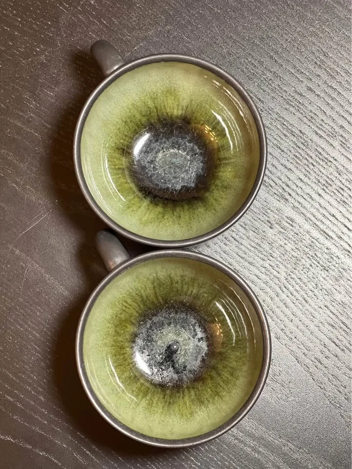 Pair of Jars France Samoa Vert coffee or tea cups image indicator(4)