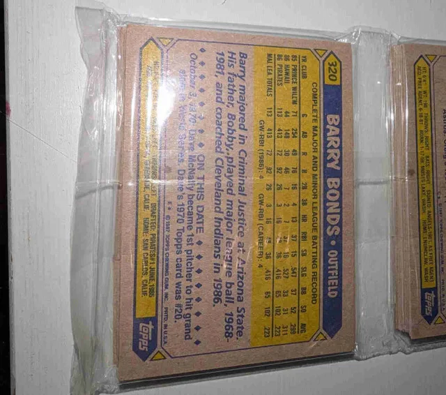 Topps Barry bonds rookie card in rack pack