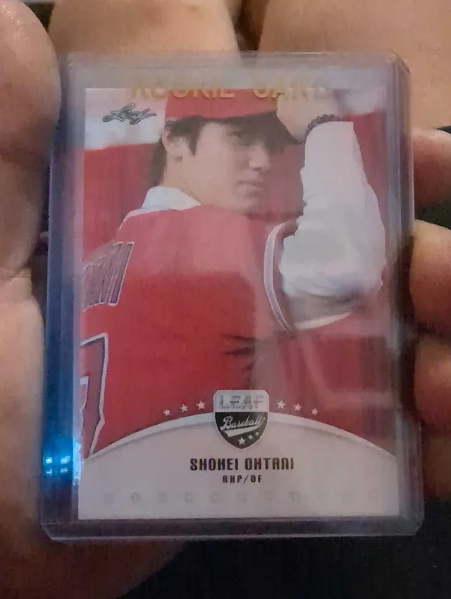 Shohei Ohtani Leaf Rookie Card