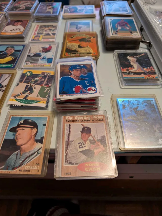 Baseball Cards - Michael Jordan, ken Griffey jr and more image indicator(3)