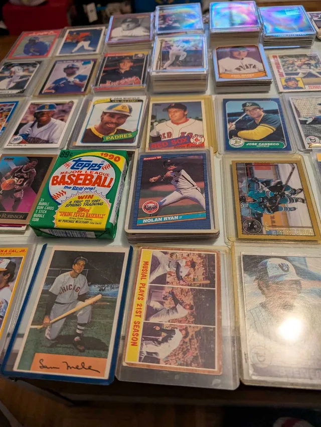 Baseball Cards - Michael Jordan, ken Griffey jr and more image indicator(4)