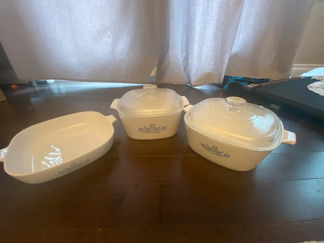 Exrtremly Rare Blue Corningware Cassarole Dishes thumbnail