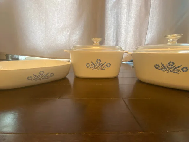 Exrtremly Rare Blue Corningware Cassarole Dishes image indicator(5)