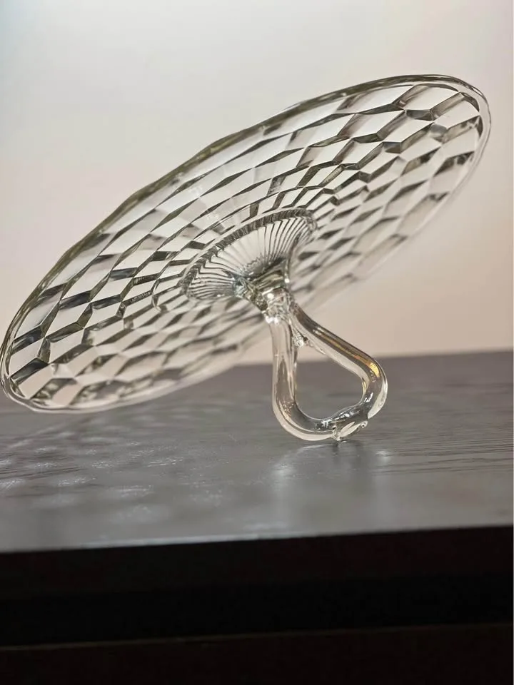 Indiana Whitehall Colony Cubist Center Handled 13" Clear Tray image indicator(3)