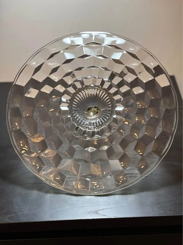 Indiana Whitehall Colony Cubist Center Handled 13" Clear Tray image indicator(4)