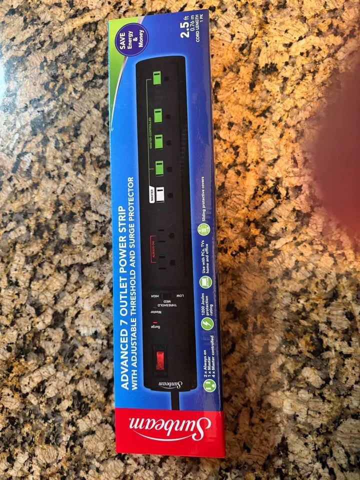 Sunbeam 7 Outlet Power Strip w/ Surge Protector image indicator(2)