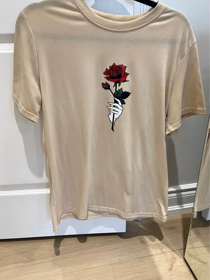 Beige rose t shirt thumbnail
