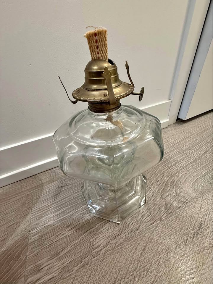 Antique Vintage Clear Heavy Glass Kerosene Oil Lamp