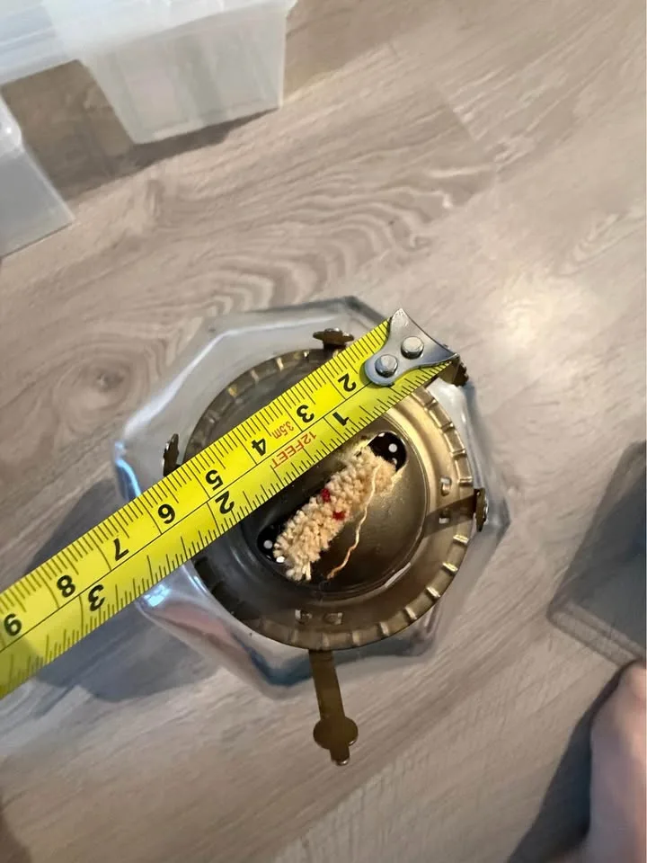 Antique Vintage Clear Heavy Glass Kerosene Oil Lamp image indicator(5)