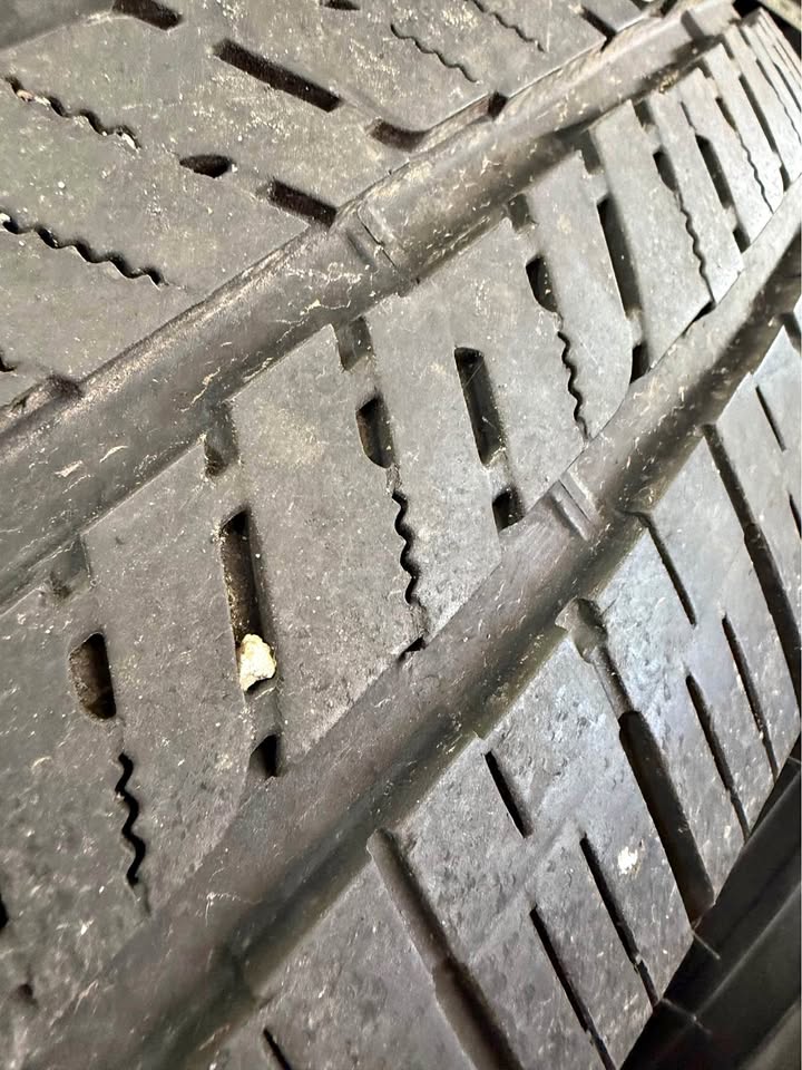 275/65R18 Bridgestone Dueler