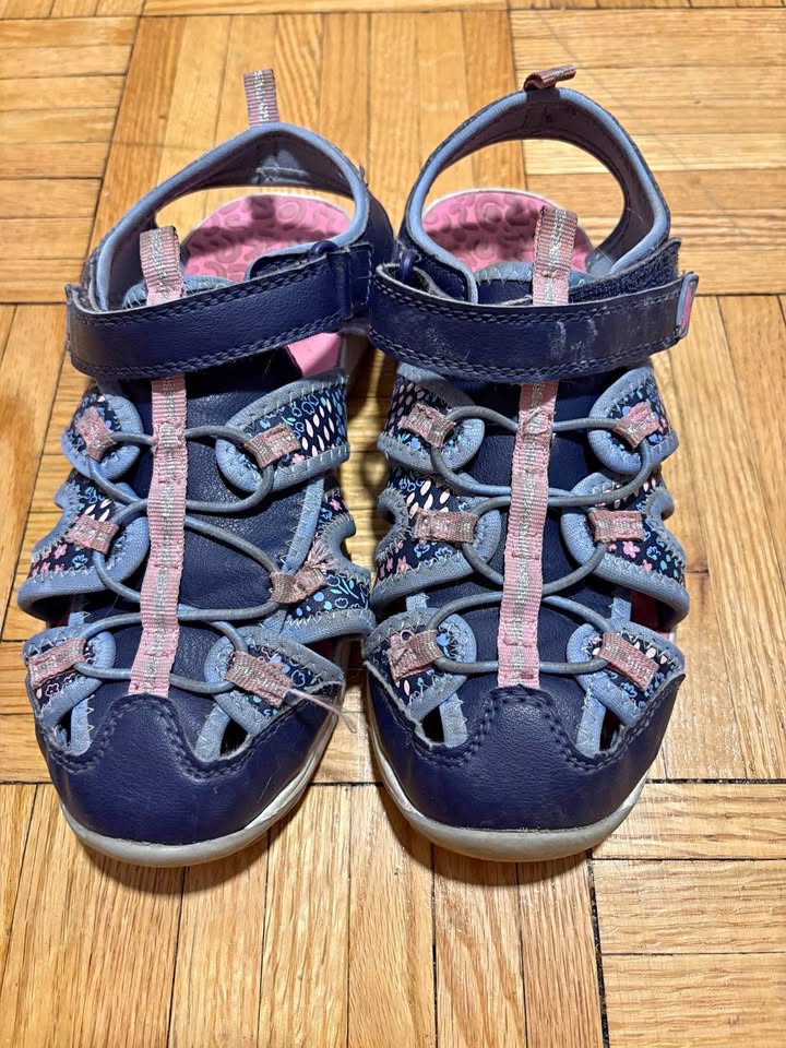 Girls Sandals Size 2