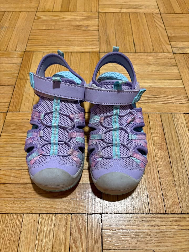 Barely Worn Girl’s Sandals Size 3