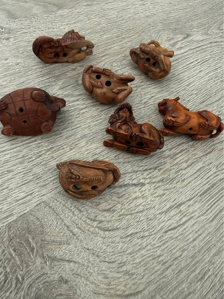 Wooden netsuke set of 7 - photo 2