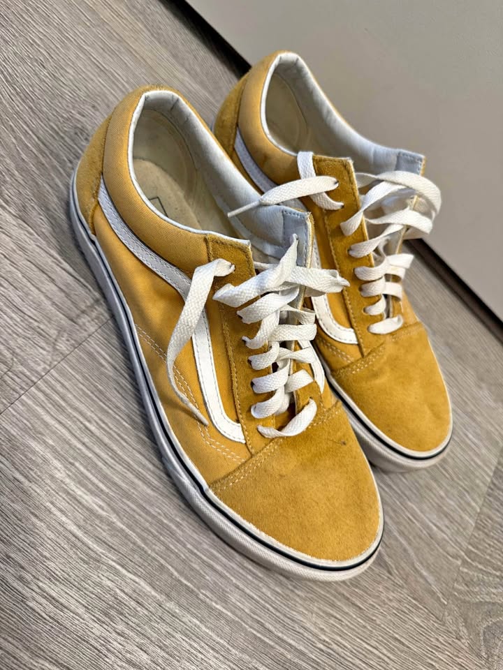 Vans Yellow and White Old Skool Sneakers Size 10