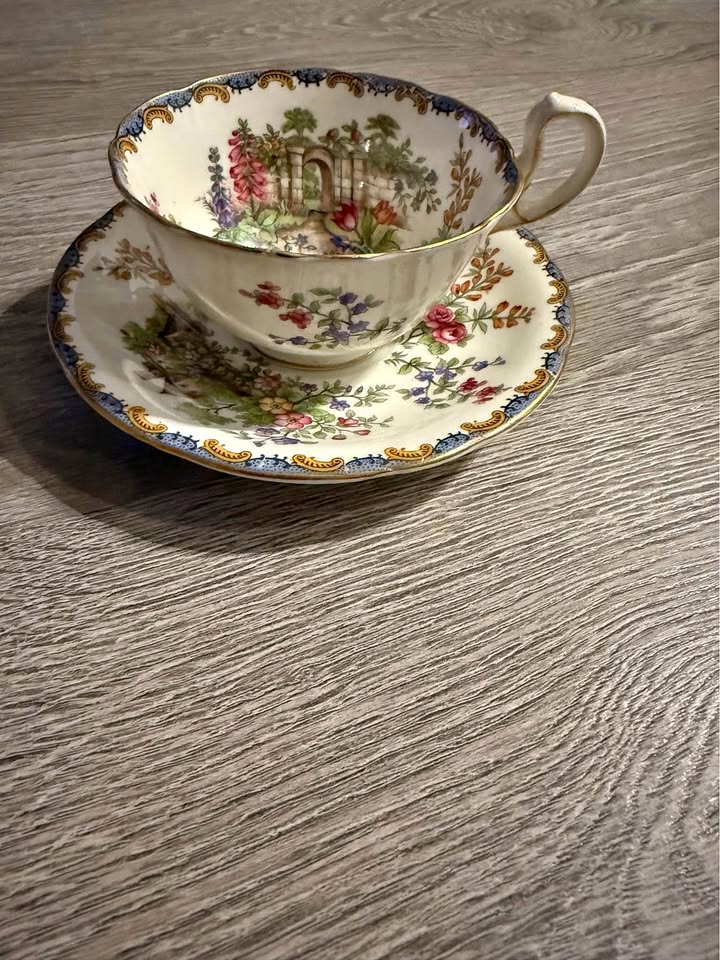 Aynsley Bone China Teacup and Saucer: Garden Gate Floral Design