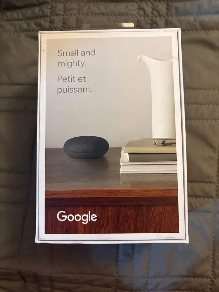 BNIB Google Nest Mini 2nd Gen image indicator(2)