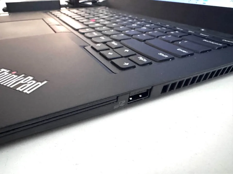 Lenovo T14-R5/32GB RAM/256GB/Win 11 Laptops image indicator(5)