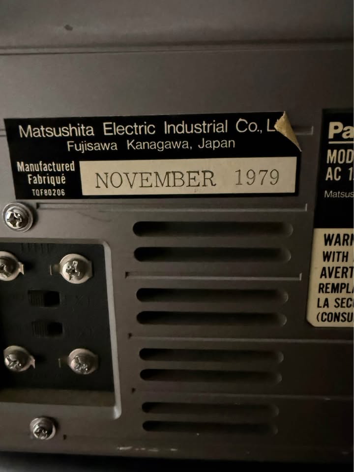 Panasonic Solid State TV Model TR-515 1979 Portable - photo 5