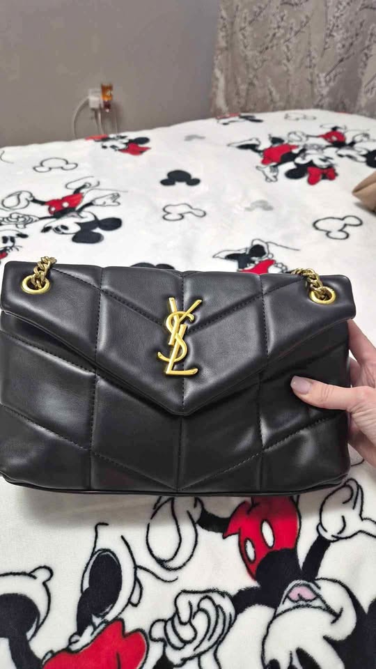 Black shoulder/ crossbody bag