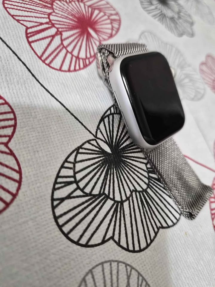 Apple watch series 6 40mm - photo 2