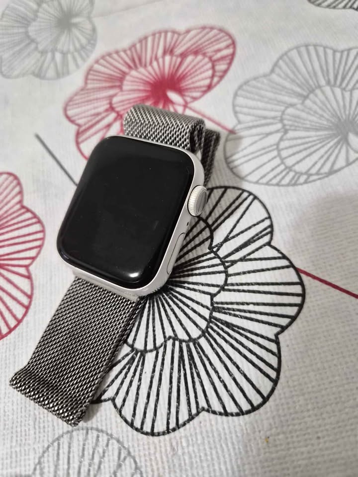 Apple watch series 6 40mm - photo 3