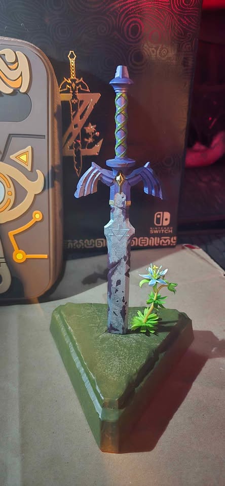 Zelda BOTW Master Sword Collector's Edition - No Game - photo 4