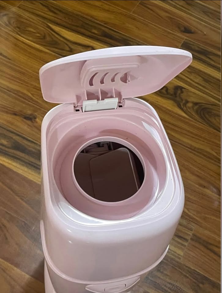 Pink Diaper Genie - photo 2