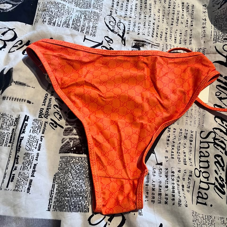 Sexy orange bikinis set - photo 2