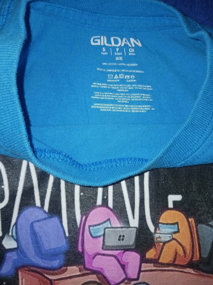 Amoung Us blue t-shirt youth small - photo 3