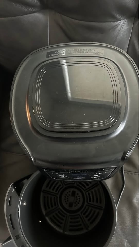 Ninja Air Fryer XL, Grey, 1750W, AF150WMC, 5.5-qt, nonstick - photo 3