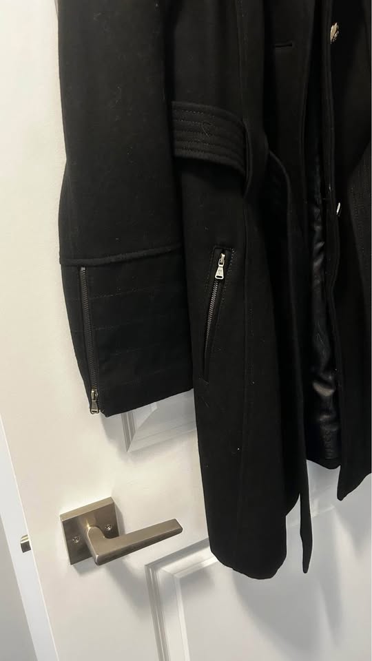 Guess Coat Size L - photo 4