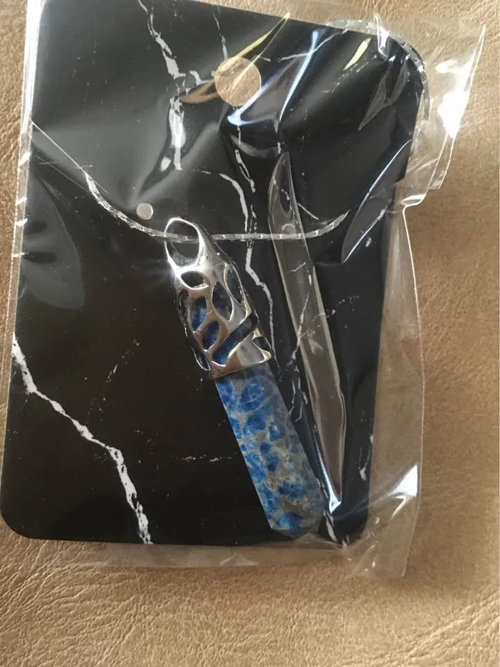 Stone pendant on chain image indicator(6)