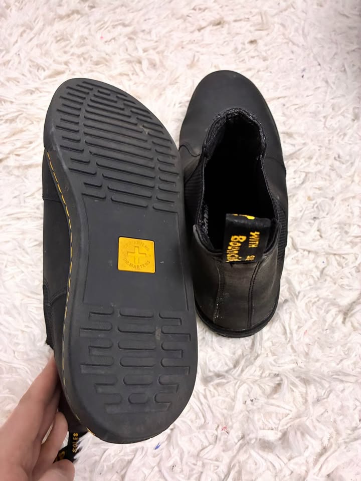 Women’s Doc Martens Boots - photo 3
