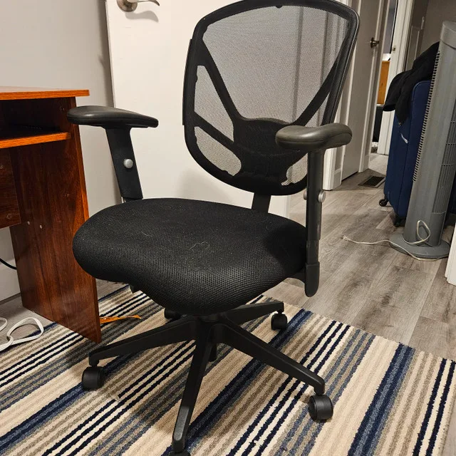 Adjustable, Comfortable Office Chair